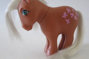 Nirvana ponies: Italian. Butterscotch.